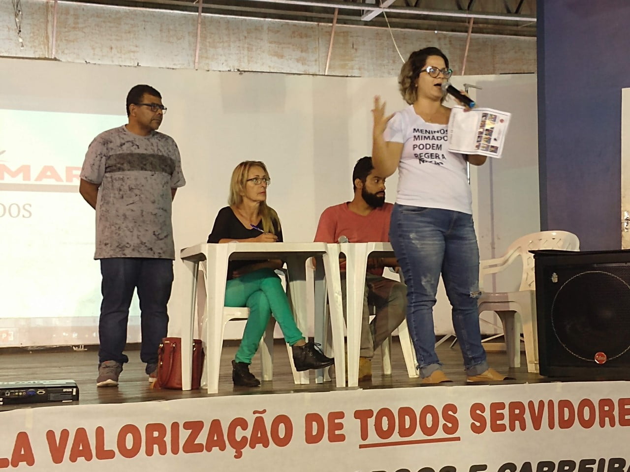 Negocia O Em Assembleia Servidores Definem Reivindica Es Salariais