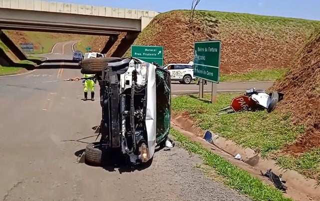 Carro Capota Durante Fuga Carregado Maconha Droga Seguia Para