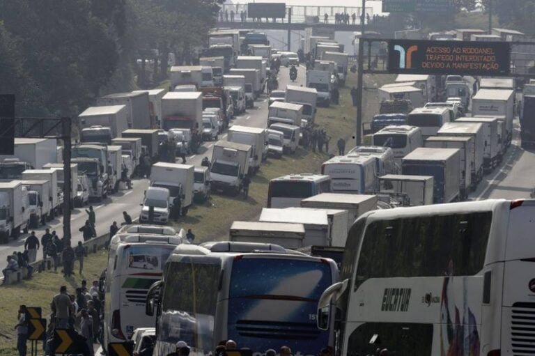 LOCAUTE – Empresas multadas durante paralisação de transportadoras recorrem e tentam acordo, inclusive em Marília