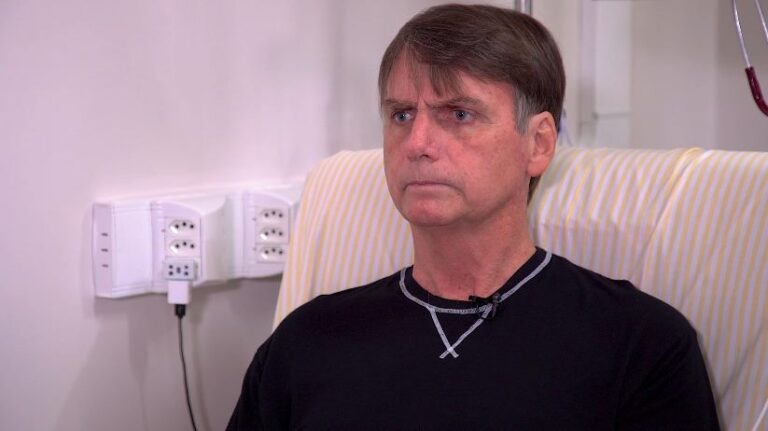 SAIU – Presidenciável Bolsonaro deixa hospital em SP e viaja para o Rio ainda hoje