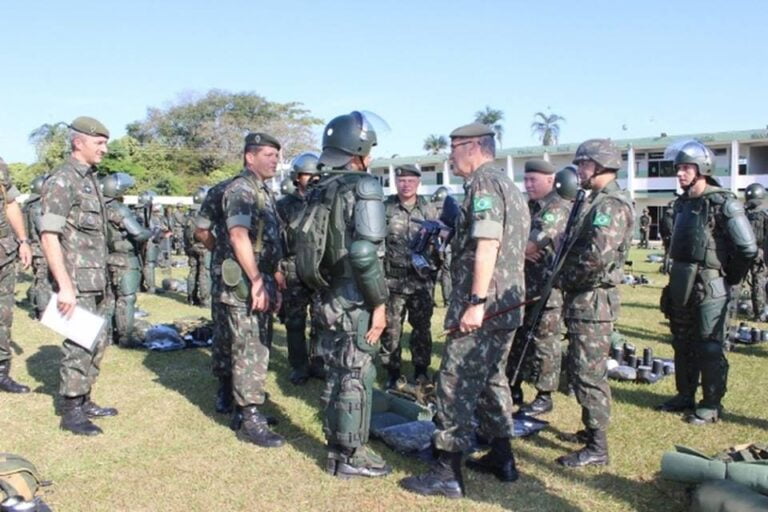 INTERVENÇÃO FEDERAL – 100 homens do Batalhão de Infantaria de Lins seguem para o Rio de Janeiro