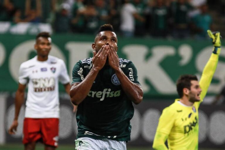 BRASILEIRÃO – Palmeiras faz 3 a 0 no Fluminense e se aproxima ainda mais do título; Corinthians perde e segue ameaçado