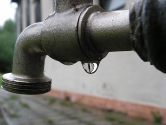 Tarifas de água e esgoto são reajustadas em 4,68%