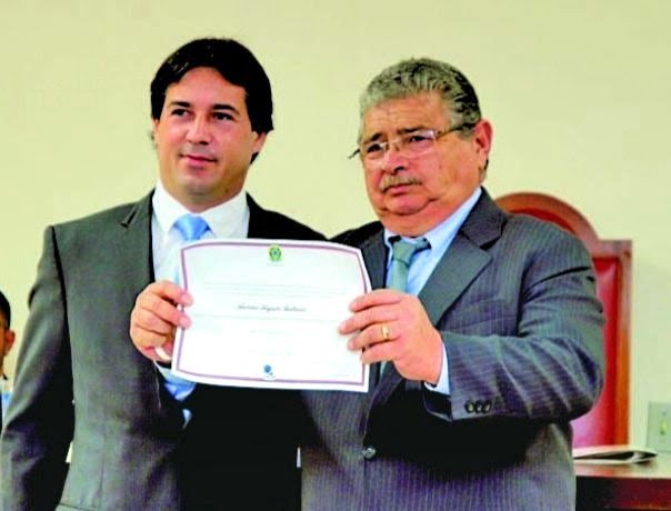 Desabafo – TATO RETRUCA NARDI: “ELE É QUE NÃO CUMPRIU COM A OBRIGAÇÃO DELE”