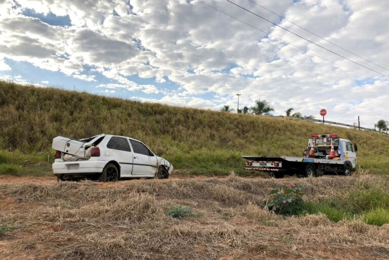 Preocupação – HOMEM QUE CAIU COM CARRO DE VIADUTO SOFREU POLITRAUMATISMO, DIZ HC