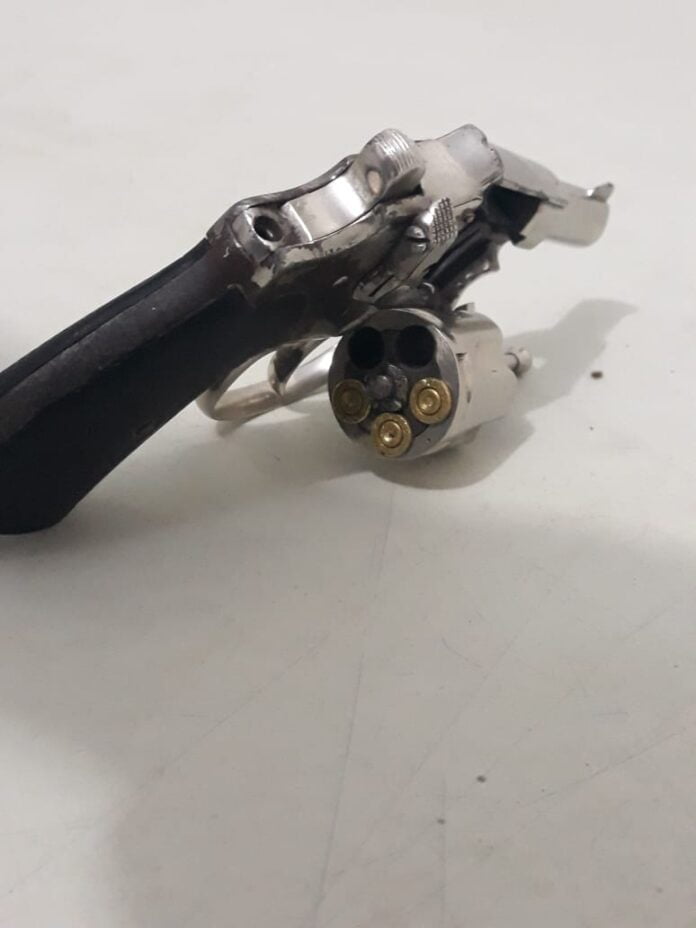 AMEAÇA E ARMAS - 2
