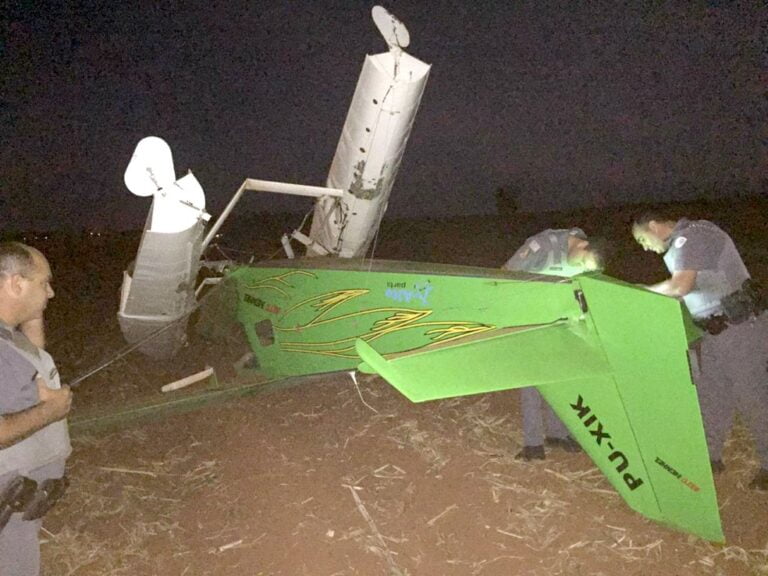 E aí? – HIDROAVIÃO É ACHADO EM CANAVIAL, MAS SEM QUALQUER SINAL DO PILOTO
