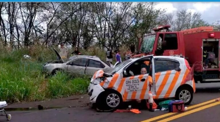 Tristeza – MULHER E BEBÊ MORREM E 4 FICAM FERIDOS EM COLISÃO FRONTAL