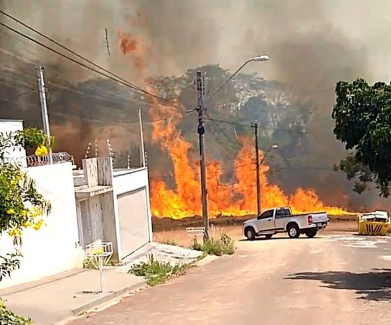 Muito quente – TERMÔMETROS CHEGAM A 39,9 GRAUS EM BAURU; EM LINS, FOGO ASSUSTA
