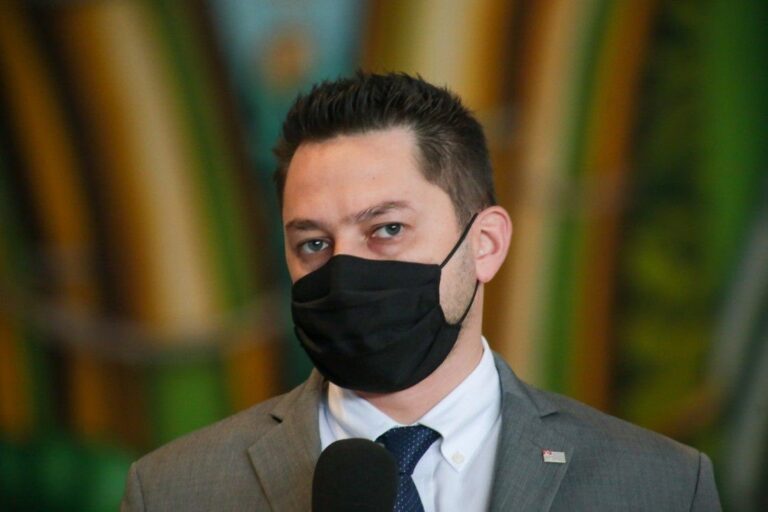 Covid – SECRETÁRIO DENUNCIA AO MP CIDADES QUE NÃO SEGUIRAM FASE VERMELHA