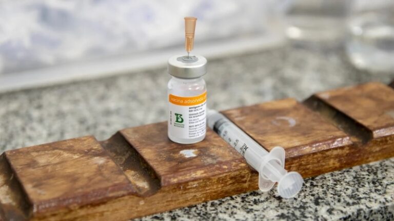 COVID-19: OURINHOS SUSPENDE VACINAÇÃO POR FALTA DE DOSES
