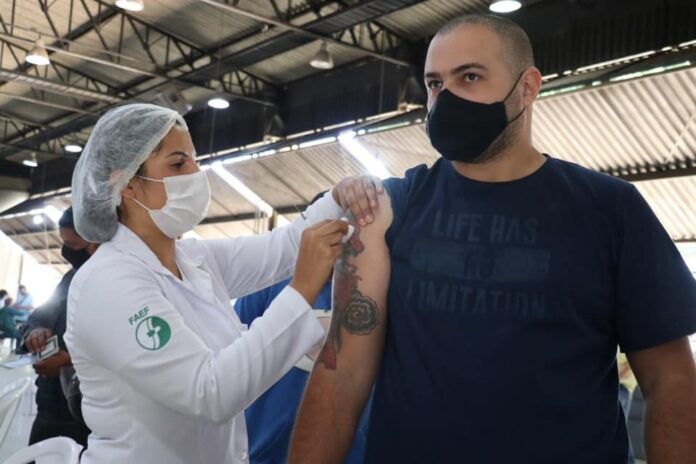 Marilia vacina 31 anos (1)