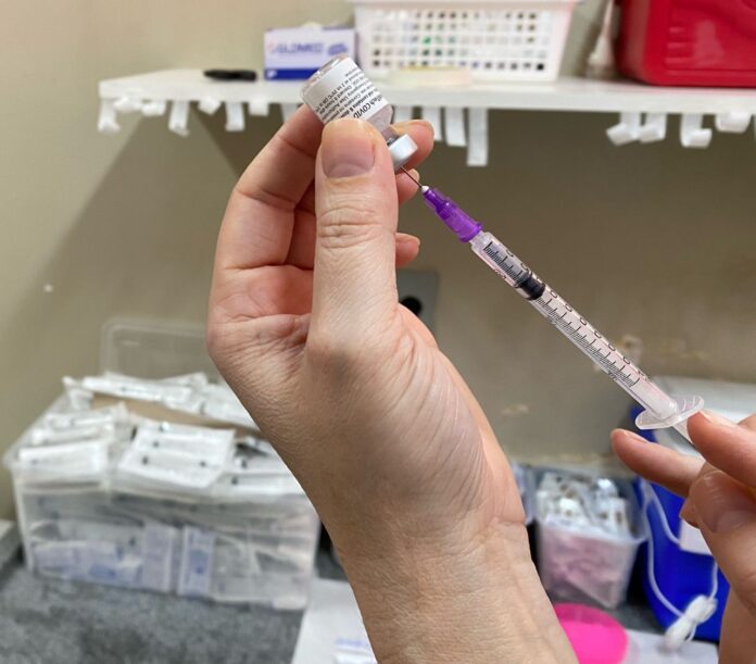 vacinação terceira dose bauru
