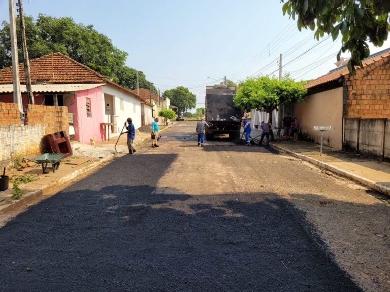 CODEMAR MANTÉM CINCO EQUIPES NO TAPA-BURACOS E UMA NO ASFALTO NOVO