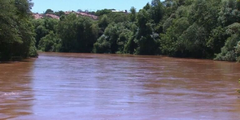 RIO PARDO MELHORA NÍVEL DE ÁGUA EM OURINHOS, MAS MANTEM DECRETO CONTRA DESPERDÍCIO