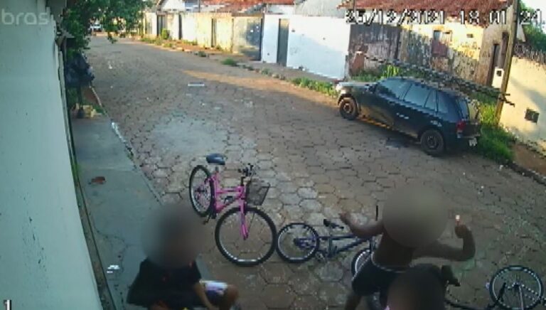 ADOLESCENTE ACUSADO DE MATAR MENINA DE 4 ANOS COM BOMBA EM BARRETOS, SE ENTREGA EM JAÚ