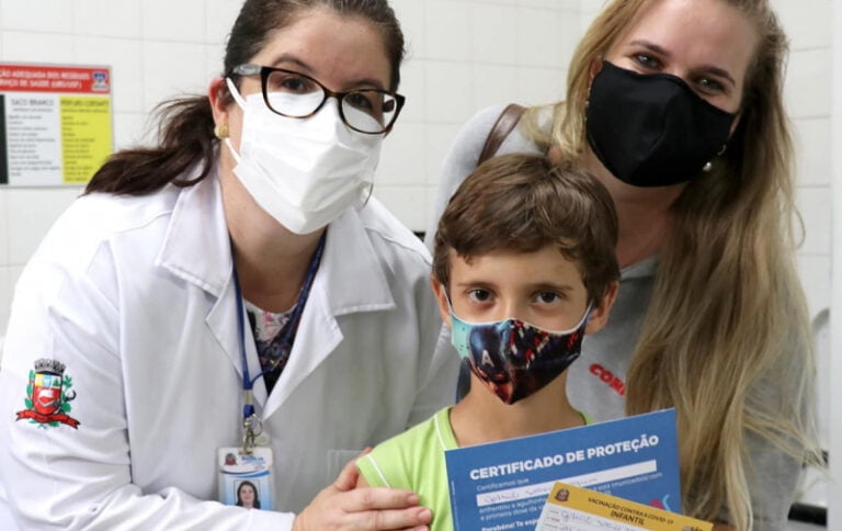 DIA D DE VACINAÇÃO INFANTIL CONTRA A COVID-19 ACONTECE SÁBADO