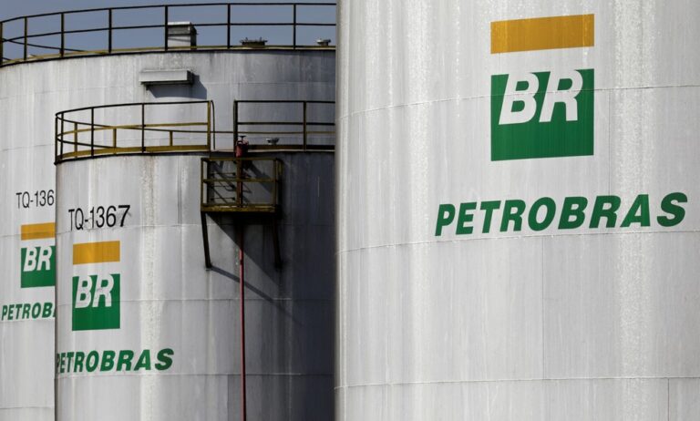 PETROBRAS AUMENTA NOVAMENTE GASOLINA E DIESEL; novos preços a partir de amanhã
