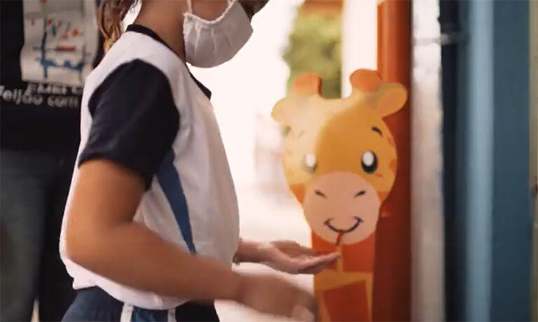 ALUNOS VOLTAM AS AULAS PRESENCIAIS
