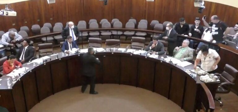PREFEITURA PEDE CRÉDITOS DE R$ 17 MILHÕES PARA SAÚDE, RECAPE, REFORMA E PRAÇAS