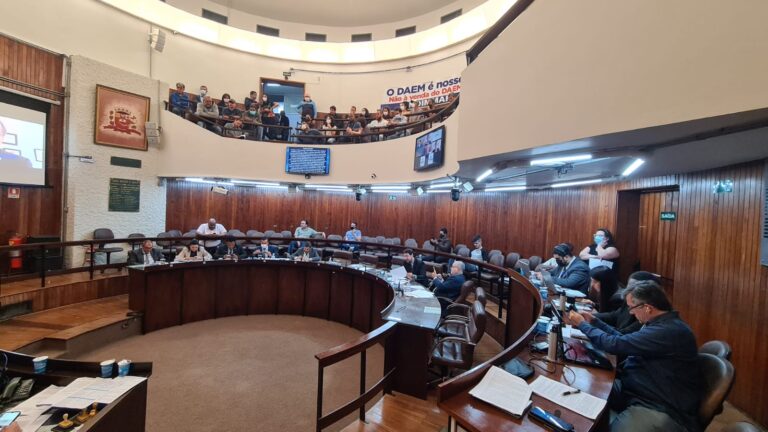 DESMEMBRADO DA CONCESSÃO DO DAEM, PLANO DE CARREIRA É APROVADO