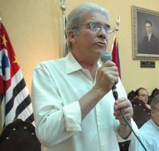 Após ter morte divulgada por ‘páginas’, ex-prefeito diz que ficou ‘chocado’