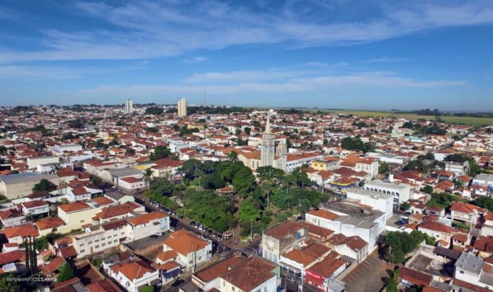 PEDERNEIRAS-1