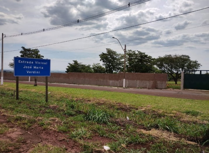 “Eles acham que a gente trabalha de favor”, diz dono de empresa que alega calote da prefeitura