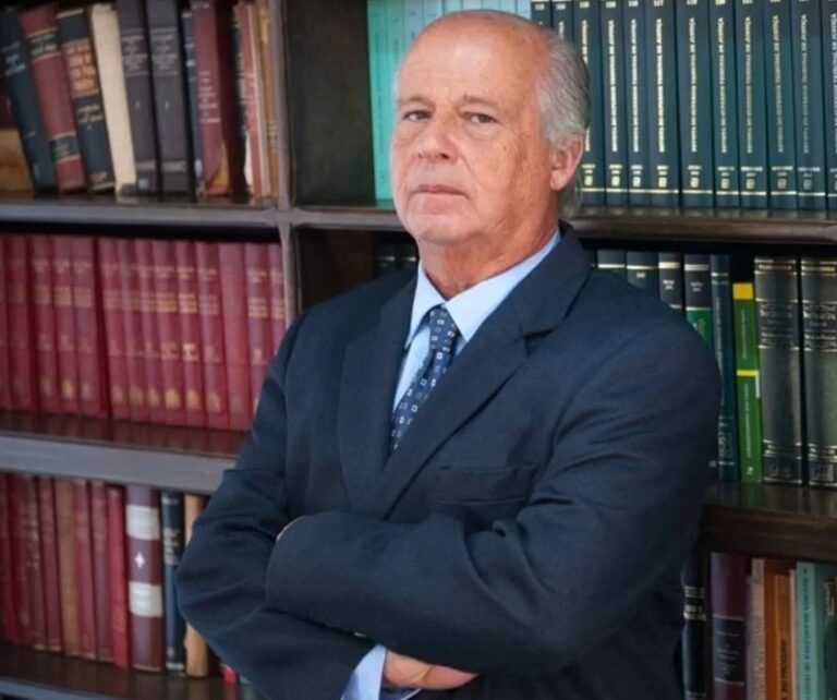 Piloto que morreu em queda de planador foi advogado no caso Marília Mendonça
