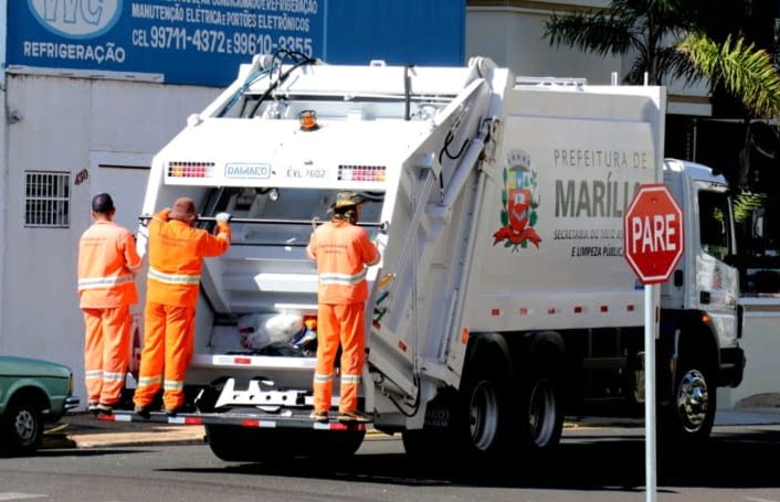 Equipes de coleta de lixo são ampliadas para regularizar serviço afetado pela chuva