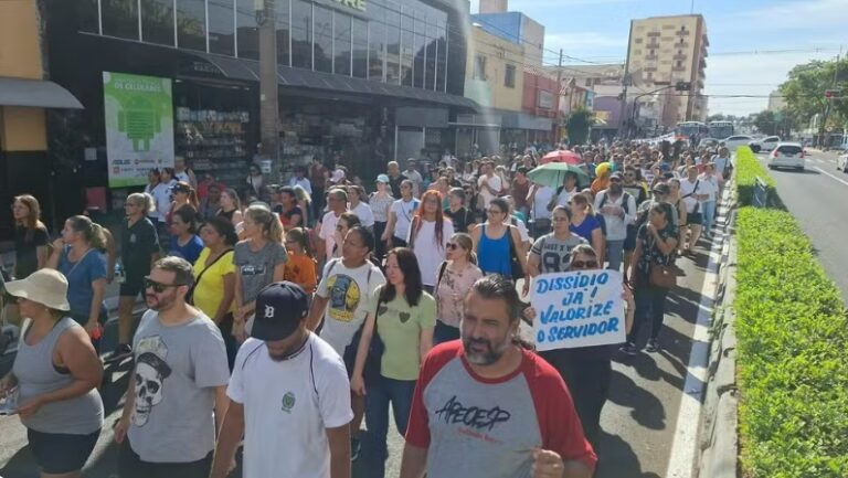 Veto de Suéllen a vale-compras de R$ 1.412 para servidores será lido na Câmara nesta 2.a