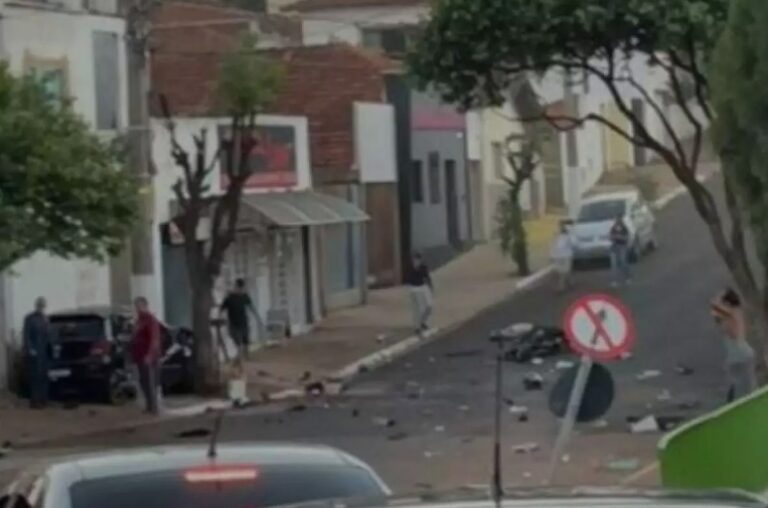 Mulher que dirigia em alta velocidade e matou uma pessoa, estava alcoolizada