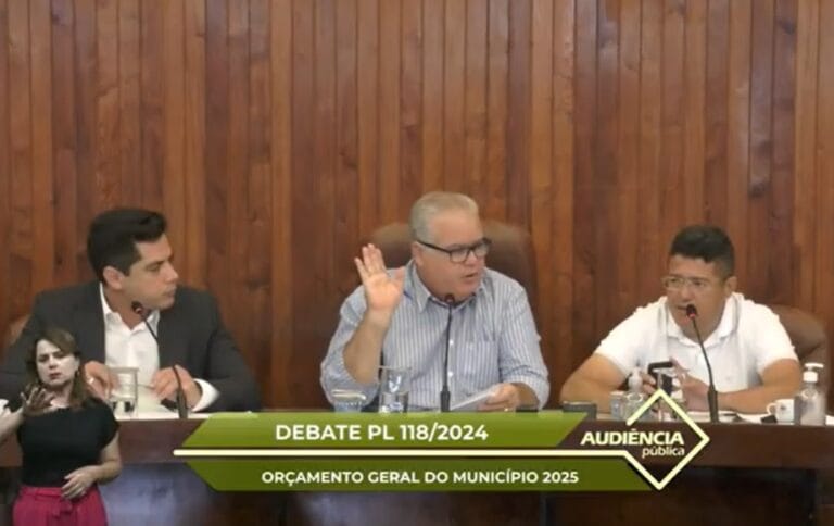 Prefeitura vai fechar ano com déficits tanto orçamentário quanto financeiro