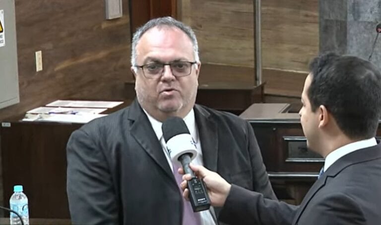 Jefferson e Tito brigam pelo voto de desempate para a presidência da Câmara de Jaú