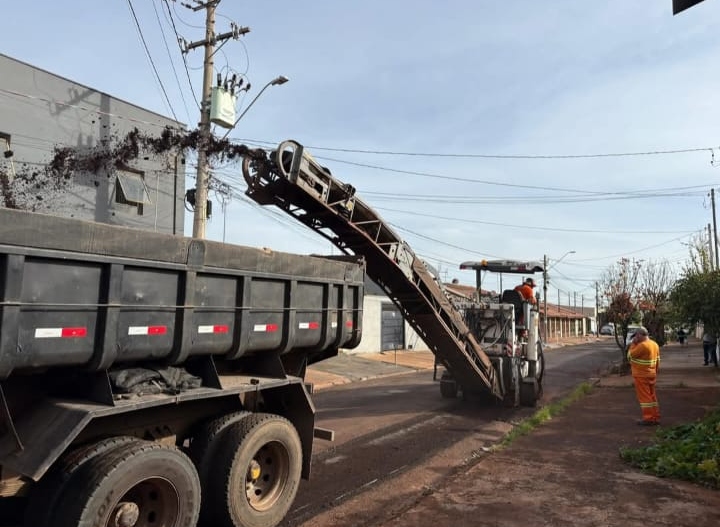 Enfim, começa o recape de ruas no Nova Jaú; VEJA outros pontos