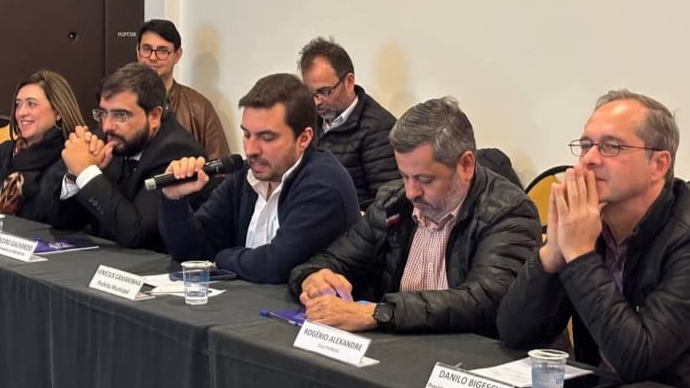 Vinicius comanda nova reunião de avaliação e metas do governo de Marília
