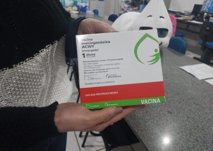 vacina-meningite